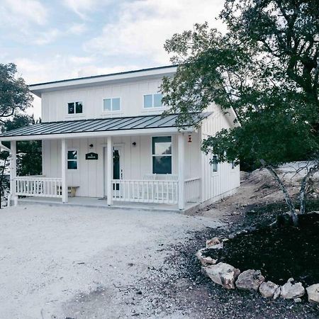 Hummingbird Haus - Hill Country Views On 20 Acres With Firepit Βίλα Spring Branch Εξωτερικό φωτογραφία