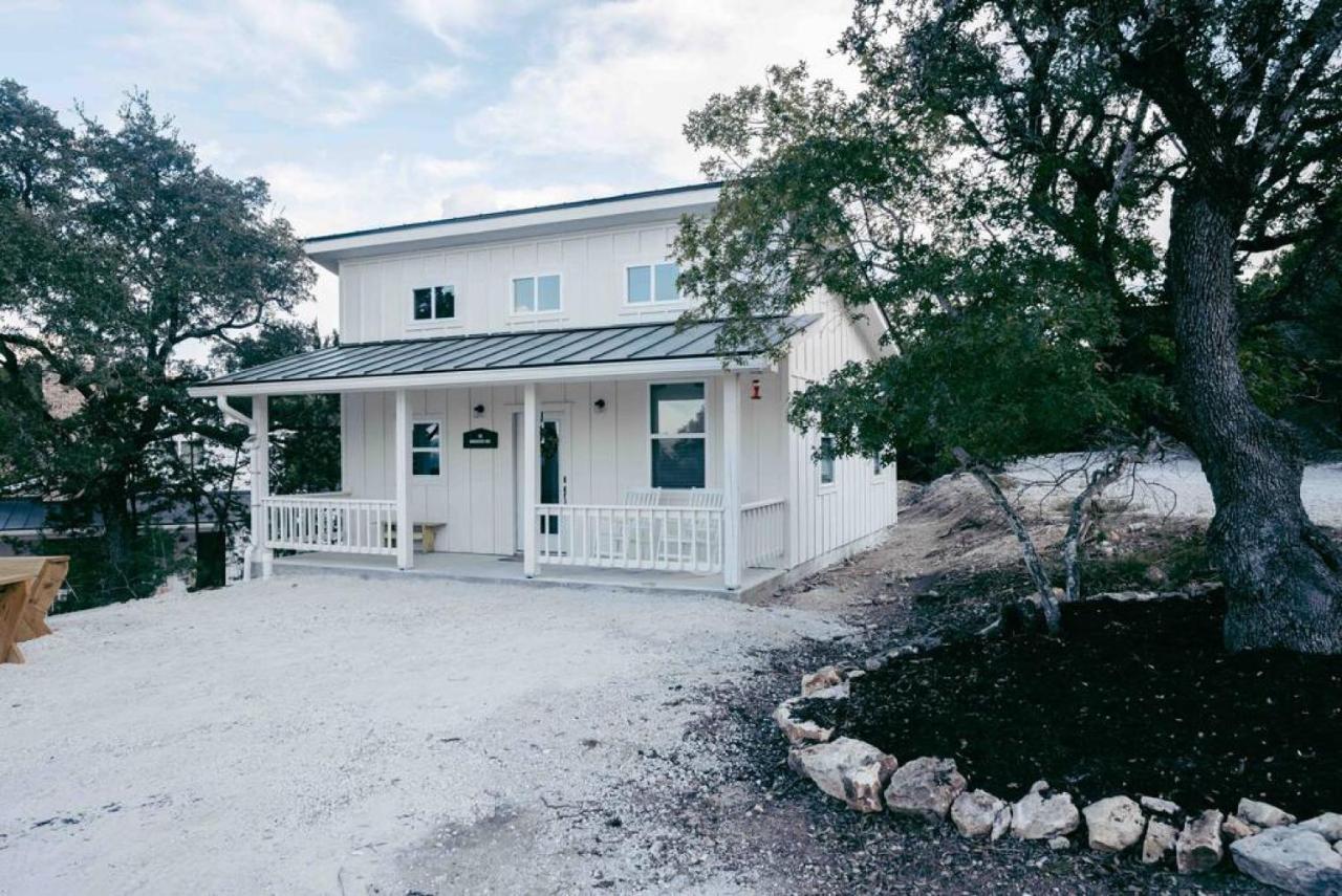 Hummingbird Haus - Hill Country Views On 20 Acres With Firepit Βίλα Spring Branch Εξωτερικό φωτογραφία